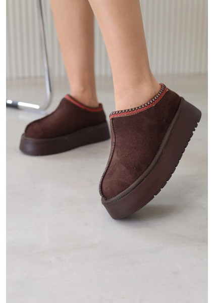 ST1071 Model 3 cm Tabanlı Yeni Sezon Kısa Bot Kahve