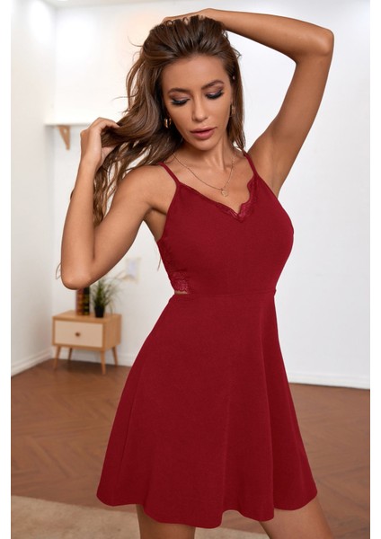 Kadın Bordo Ip Askılı, Sırtı ve Göğsü Dantel Detaylı Şık Gecelik indirimleri