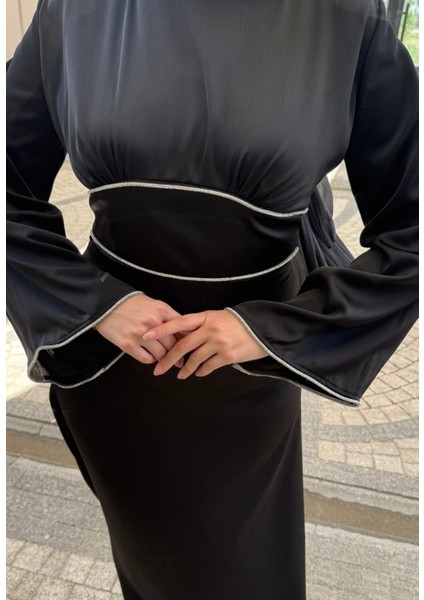 Manşeti ve Bel Taş Işlemeli Saten Abiye fiyatları