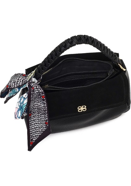 Kadın Siyah Uzun Askılı Süet Deri Omuz Çantası 25WBD253314