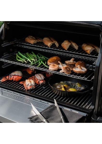 Gravity Serisi Xt Dijital Kömürlü Smoker Mangal