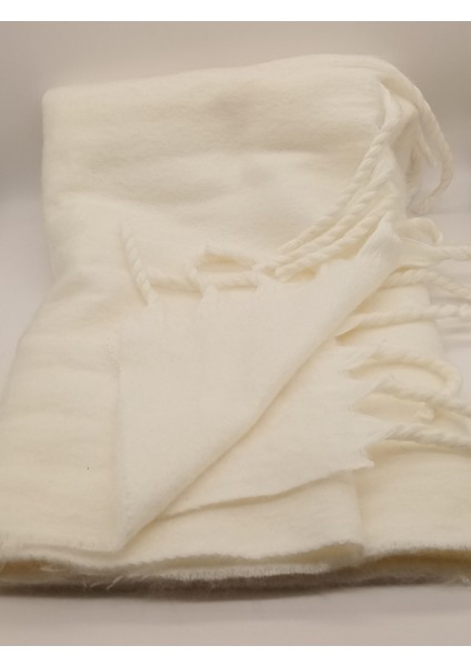 Kadın Beyaz Püsküllü Geniş Omuz Şal-Atkı fiyatları