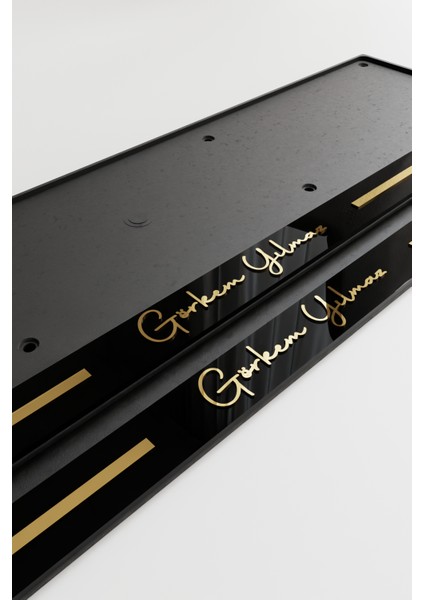 Kişiye Özel Kesimli Pleksi Plakalık Takımı