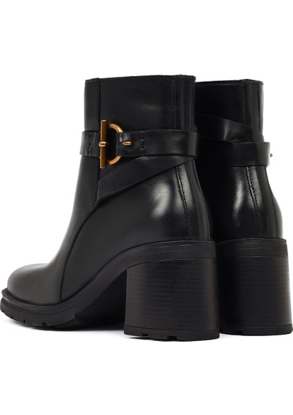 Kadın Siyah Fermuarlı Kalın Topuklu Deri Bot 25WFD188518