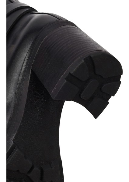 Kadın Siyah Fermuarlı Kalın Topuklu Deri Bot 25WFD188518