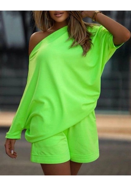 Kadın Kayık Yaka Salaş Iki Iplik Bluz ve Şort Ikili Takım