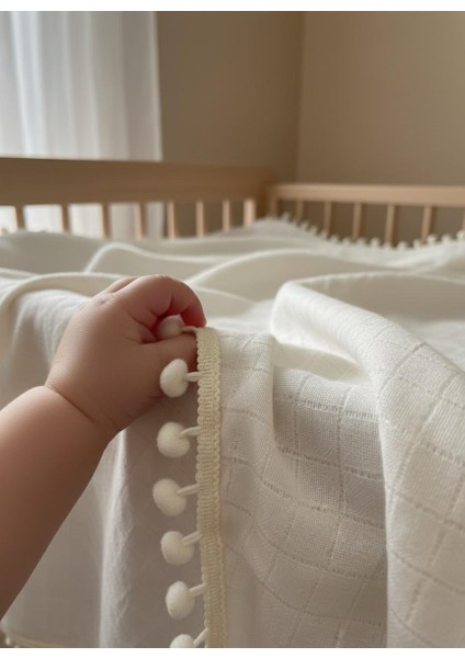Bebek Battaniyesi %100 Pamuk Müslin Ponponlu fırsatları