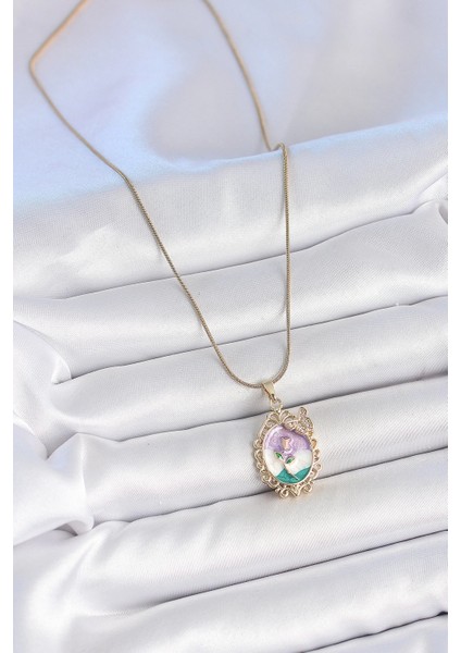 Bfs 316L Çelik Gold Renk Zincir Mix Renk Mineli Çiçek Işlemeli Zirkon Taş Detaylı Portre Model Kadın Kolye fiyatları