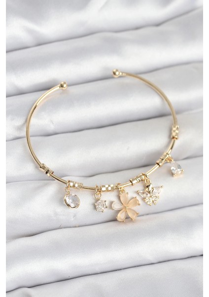 Bfs Çiçek ve Kelebek Charmlı Gold Renk Pirinç Kadın Bileklik