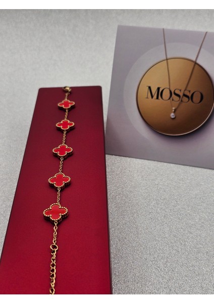 Yonca Model Kırmızı Çelik Bileklik Gold Renk fırsatları