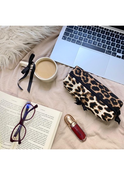 Leopar Desenli Kalemlik/makyaj Çantası modelleri