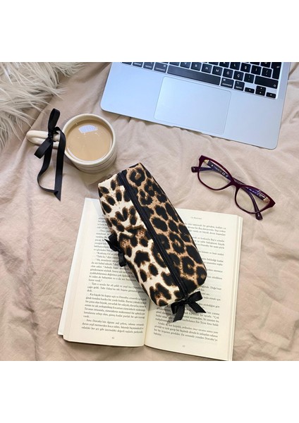 Leopar Desenli Kalemlik/makyaj Çantası fırsatları
