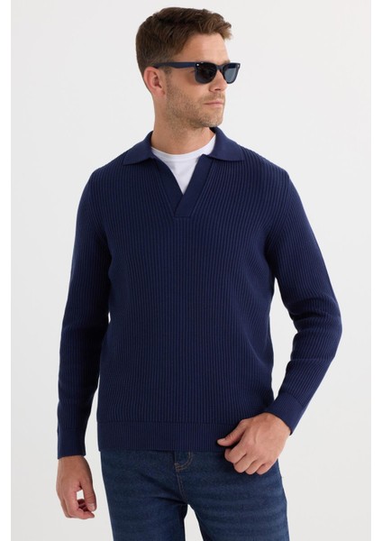 Erkek Standart Fit Normal Kesim Pamuklu Polo V Yaka Lacivert Kazak indirimleri