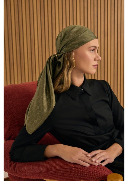 Burgulu Halka Metal Eşarp Yüzüğü