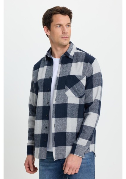 Erkek Regular Fit Klasik Fit Kareli Cepli Oduncu Gömlek