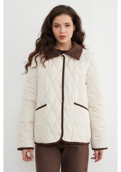 Kadife Detaylı Polo Yaka Kapitone Mont