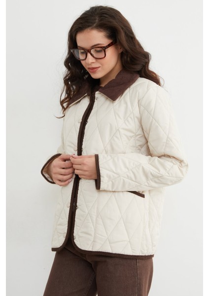 Kadife Detaylı Polo Yaka Kapitone Mont modelleri