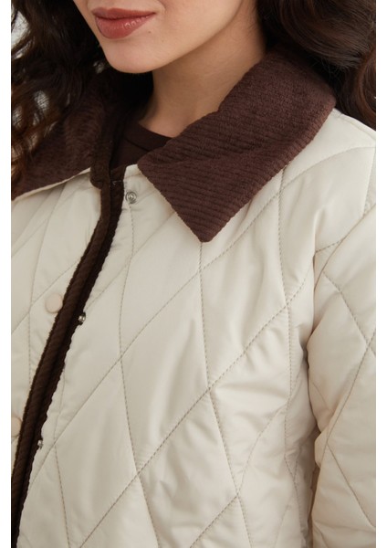 Kadife Detaylı Polo Yaka Kapitone Mont