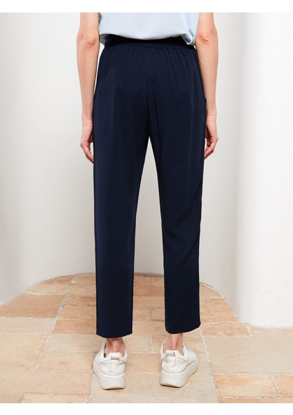 Yeni Sezon Beli Lastikli Düz Cep Detaylı Kadın Pantolon indirimleri