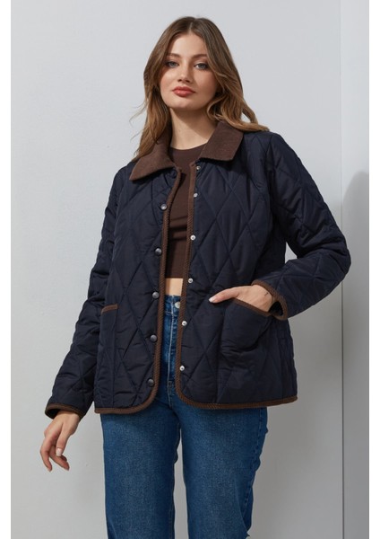 Kadife Detaylı Polo Yaka Kapitone Mont