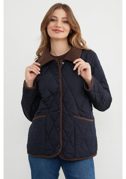 Kadife Detaylı Polo Yaka Kapitone Mont