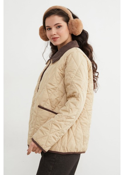 Kadife Detaylı Polo Yaka Kapitone Mont modelleri