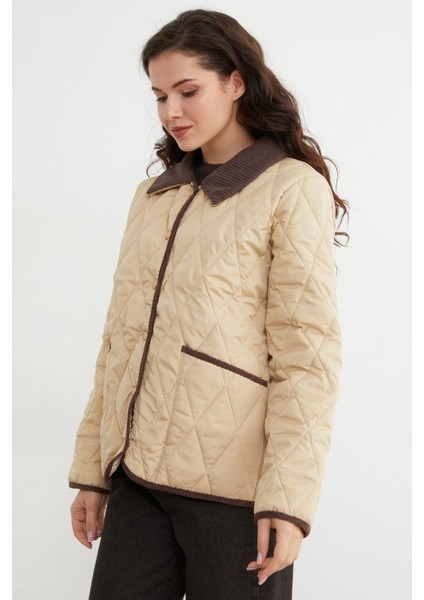 Kadife Detaylı Polo Yaka Kapitone Mont