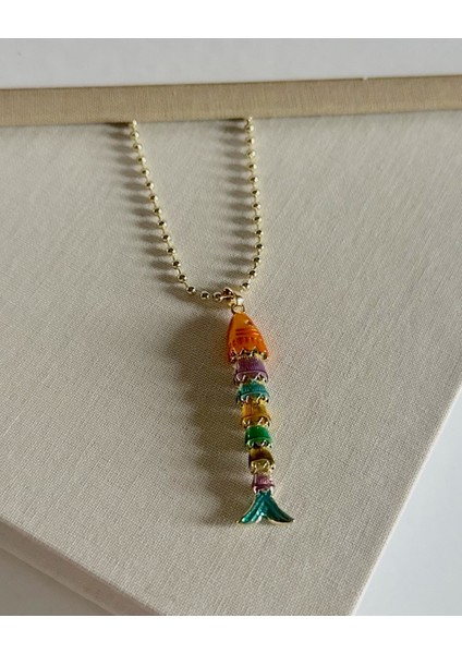 RENKLİ KIVRIK KOLYE modelleri