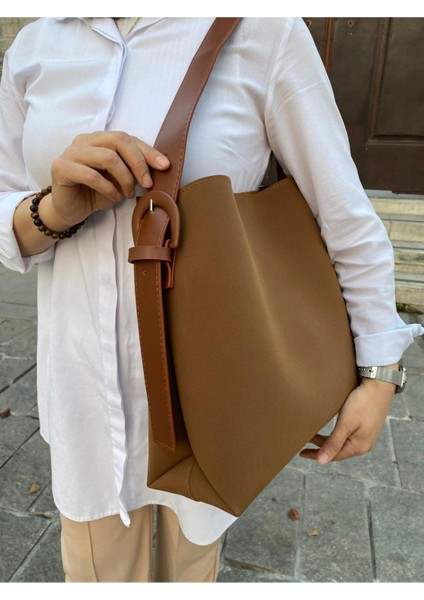 Taba Süet Toka Detaylı Taba Büyük Boy Kadın Shopper Omuz Çantası