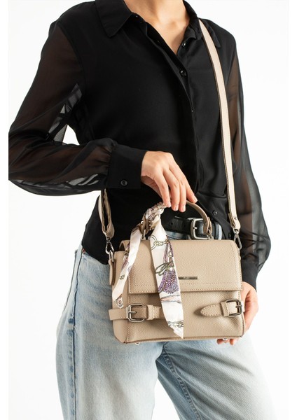 Fiyonk ve Kemer Detayli Çok Bölmeli Kaliteli Omuz ve Kol Çantası fırsatları