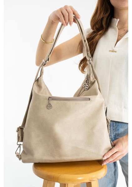 Büyük Boy Yumuşak Deri Hem Sırt Hem Omuz Çantası 540 modelleri