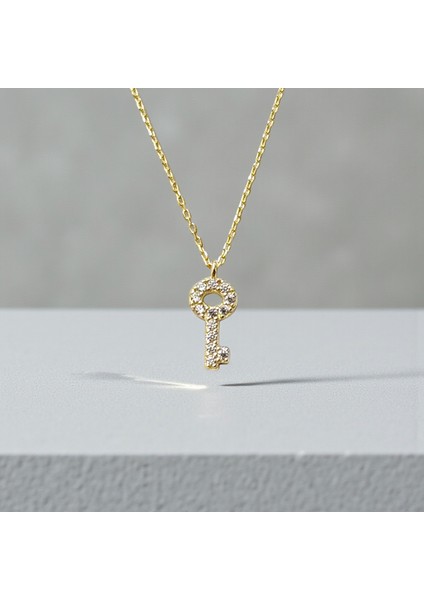 Anahtar Zirkon Taşlı 14 Ayar Altın Kolye