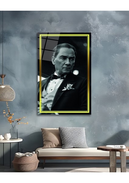 Sarı Çerçeve Görünümlü Atatürk Yan Portre Siyah Beyaz Cam Tablo indirimleri