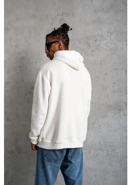 Erkek Oversize Kapüşonlu Sweatshirt – Beyaz Renk Üç Iplik Içi Pamuklu Kanguru Cepli Baskıl fiyatları