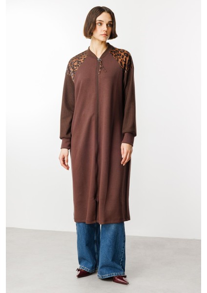 Leopar Omuz Detaylı Örme Zamansız Kap Ferace-Kahve