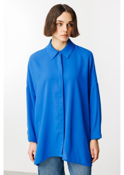 Özel Kalıp Zamansız Akıcı Kumaştan Bluz Tunik-Sax