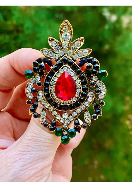 Zümrüt ve Yakut Kristal Taşlı Altın Renk Vintage Broş modelleri