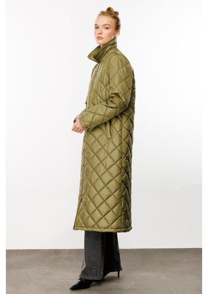 Paris Hafif Elyaf Yalıtımlı Baharlık Trençkot Kap Kaban-Yeşil fiyatları