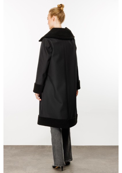 Softy Kol ve Yaka Kürk Detaylı Hafif Rahat Kulanım Sunan Içi Polar Kaplı Kap Manto-Siyah indirimleri