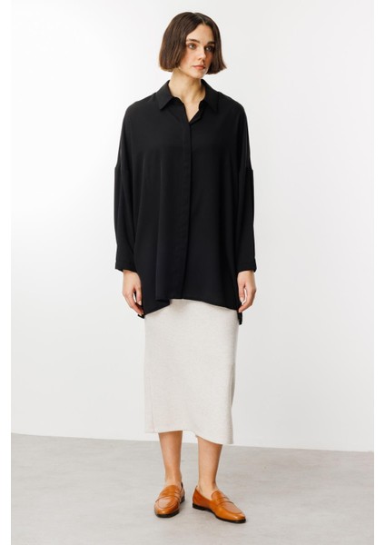 Özel Kalıp Zamansız Akıcı Kumaştan Bluz Tunik-Siyah indirimleri