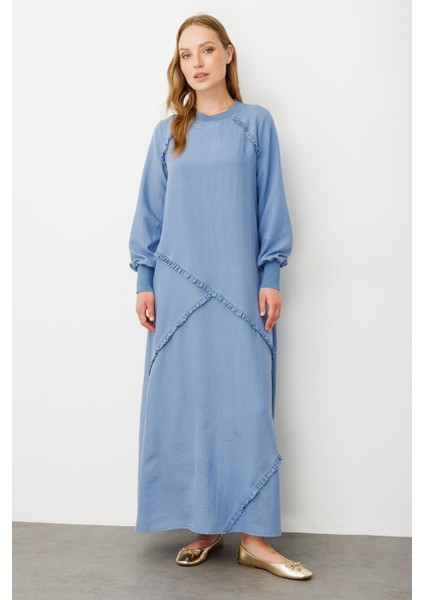 Yumuşak Dokusu ve Zarif Detaylarıyla Ipekçe Doku Ribanalı Özel Elbise-Mavi