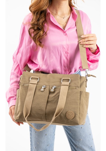 Model Kadın Büyük Boy Çok Bölmeli Su Geçirmez Krinkıl Kumaş Çapraz ve Omuz Askılı Çanta fiyatları