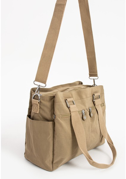 Model Kadın Büyük Boy Çok Bölmeli Su Geçirmez Krinkıl Kumaş Çapraz ve Omuz Askılı Çanta fırsatları