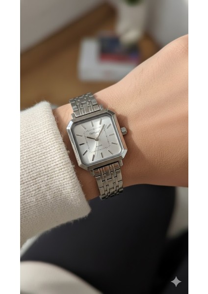 Kadın Kol Saati Gümüş Renk, Köşeli Kadran – Şık Metal Kordon, 2 Yıl Garantili modelleri