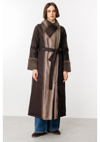 Suni Deri ve Soft Kürk Detaylı Dolgulu Spor Kaban Manto-Kahve modelleri