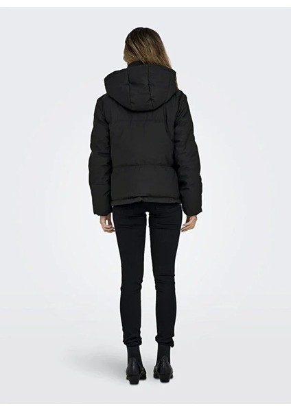 Onllea Rain Puffer Short Otw Kadın Mont 15349737 modelleri