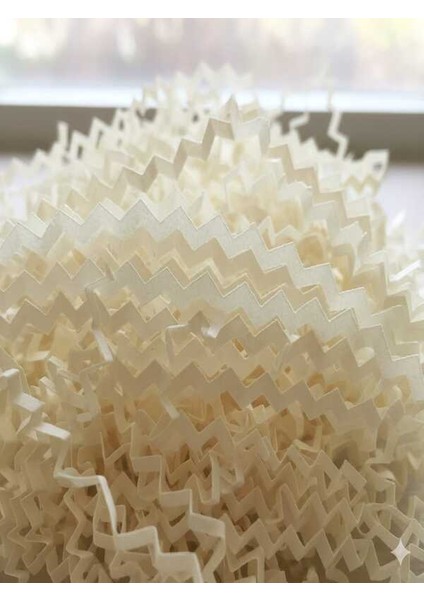 Açık Sarı Z Zigzag Kırpık Kâğıt – Hediye Kutu Içi Dolgu Süsleme ve Dolgu Malzemesi 100 gr