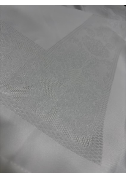 Jumbo Masa Örtüsü Leke Tutmaz