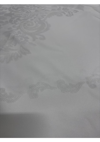 Jumbo Masa Örtüsü Leke Tutmaz