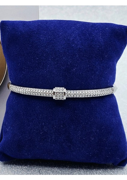 Zirkon Taşlı Gümüş Renk Kelepçe Çelik Bileklik